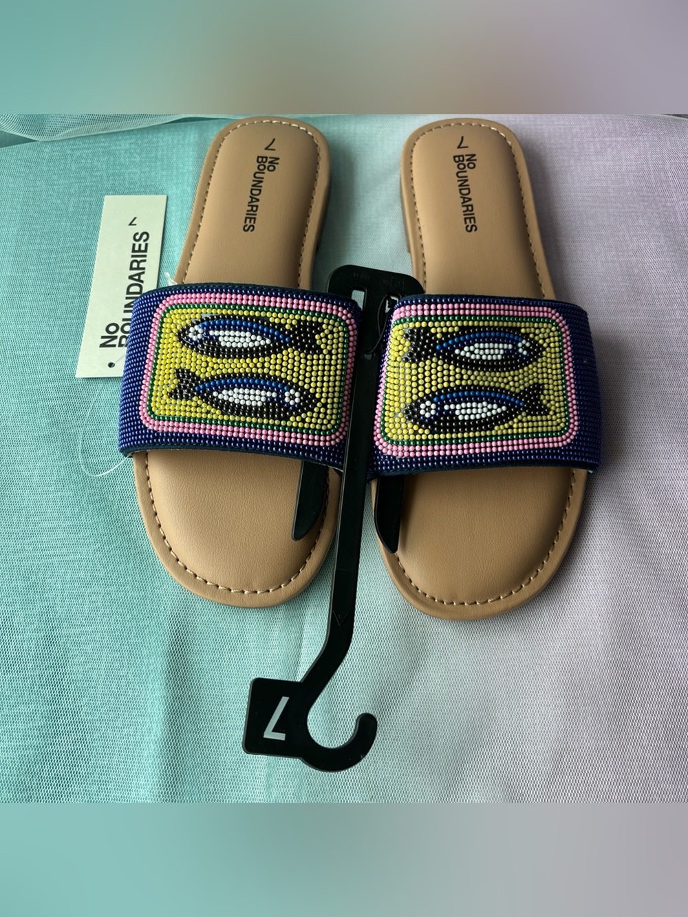 No Boundaries Beaded Slide Sandals Sardines Sz 7 Striped Resort wear Summer NWT